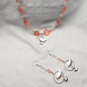 No1126 Beautiful handmade long necklace with silver birds pendant & earrings